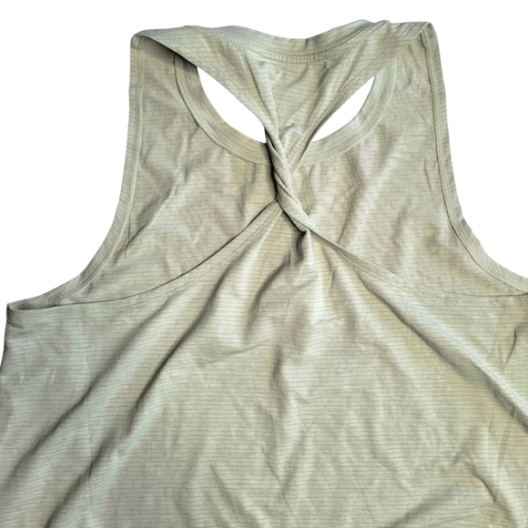 Peloton Women's Green Tank Top Large - Picture 5 of 6